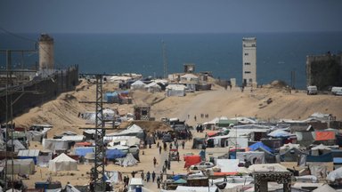 Įtampa Artimuosiuose Rytuose. Izraelis tęs Rafos puolimą, liepia gyventojams evakuotis