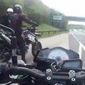 Motociklininko „kietumas“ iš merginos atėmė ateitį