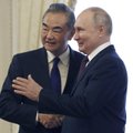 Kinijos užsienio reikalų ministras: Pekinas ir Maskva turi stiprinti bendradarbiavimą