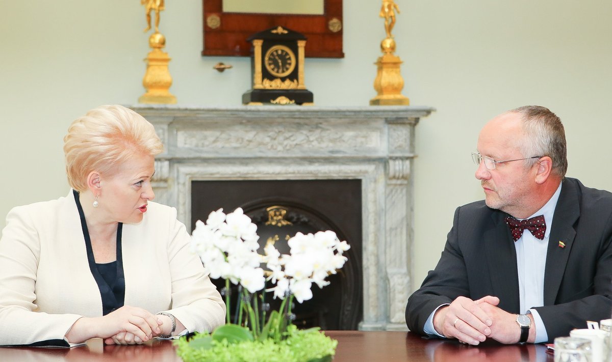 Dalia Grybauskaitė, Juozas Olekas