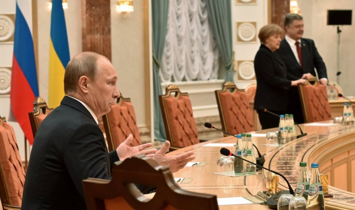 Vladimiras Putinas, Angela Merkel, Petro Porošenka