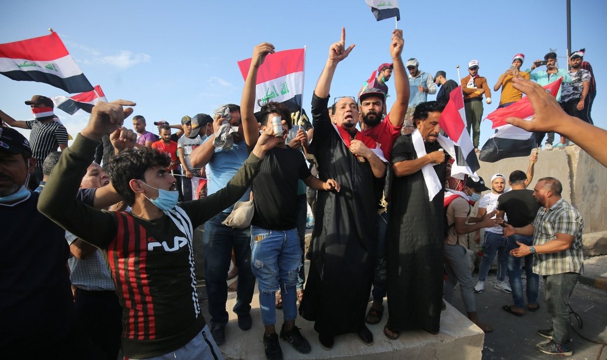 Irake atsinaujino antivyriausybiniai protestai