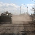Analitikai: Ukrainos kariuomenė tikriausiai ruošiasi kontroliuojamam pasitraukimui iš Bachmuto