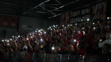 „Pragaro varpai“ prieš LKL ketvirtfinalius Vilniuje išjungė elektrą arenoje
