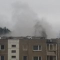 Vilniaus daugiabučio balkone kilo gaisras