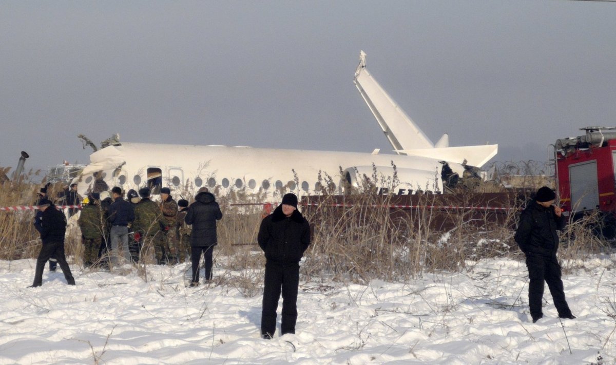 Kazachstane nukrito lėktuvas