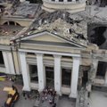 Vaizduose iš drono – Rusijos raketų suniokota UNESCO saugoma katedra Odesoje