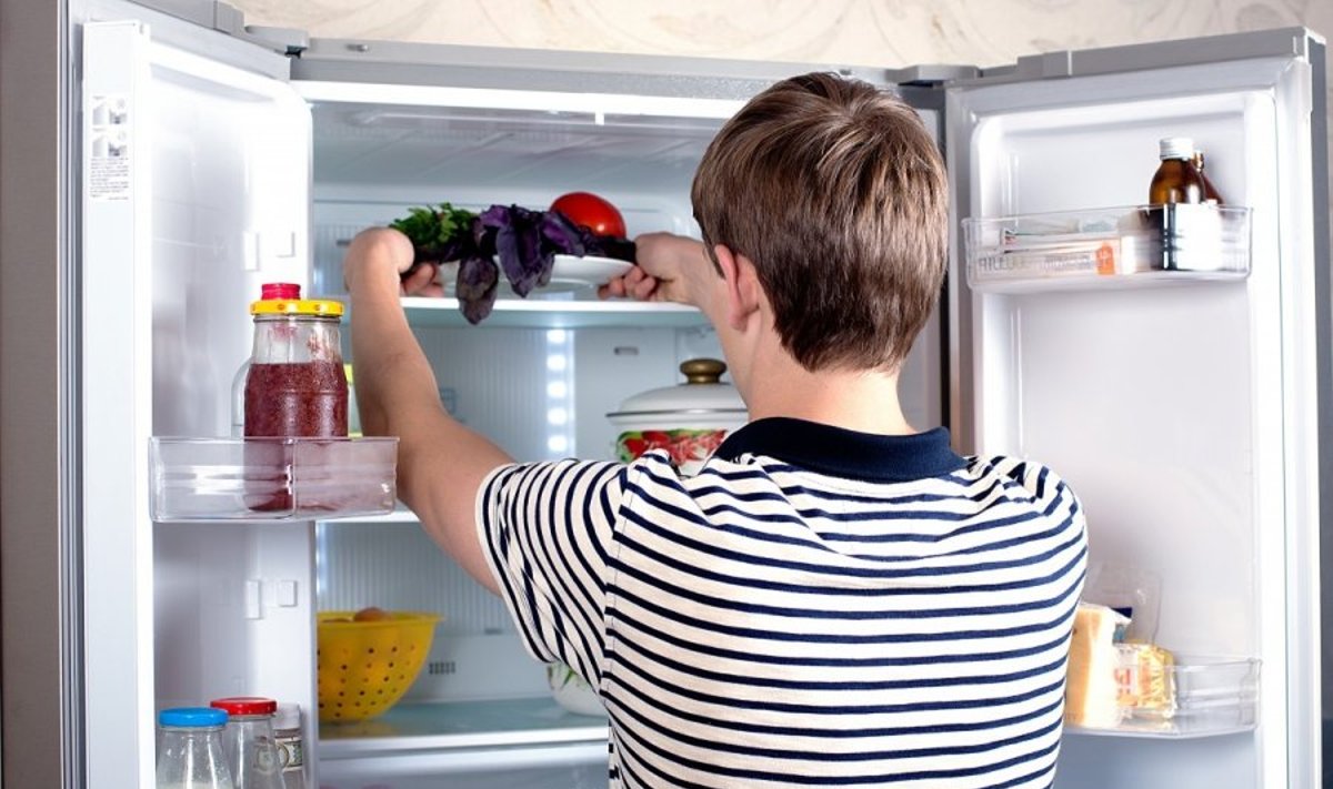 Specialistai pasakė, kokių maisto produktų nedėti į šaldytuvą