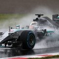 Antrose „Formulės-1“ treniruotėse vėl pylė lietus, o greičiausias – rusas