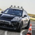 Elektrinis „Porsche Macan“ įveikė virtualių bandymų programą