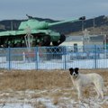Rusijos diplomatija: siūlo pasirašyti taikos susitarimą ir tuo pat metu stato naujas kareivines ginčytinose salose