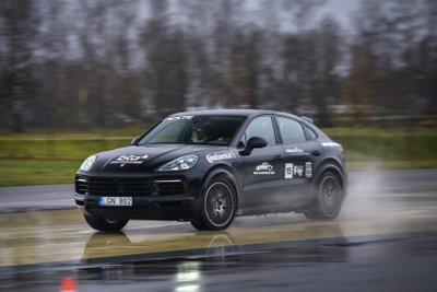 Prabangiausi "Lietuvos metų automobilio 2020" rinkimų modeliai - visureigiai