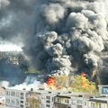 Vilniaus dangų nudažė juodi gaisro dūmai (IV)