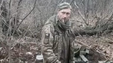 [Delfi trumpai] Rusai žiauriai sušaudė karo belaisvį po žodžių „Slava Ukraini“