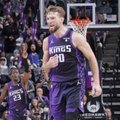 Galingą trigubą dublį užfiksavęs Sabonis vedė „Kings“ į dramatišką pergalę