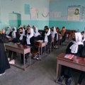 Afganistane, vos atidarius mergaičių mokyklas, liepta vėl jas uždaryti