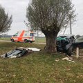 Tragiška avarija Kretingos rajone: po mašinos smūgio į medį žuvo du žmonės