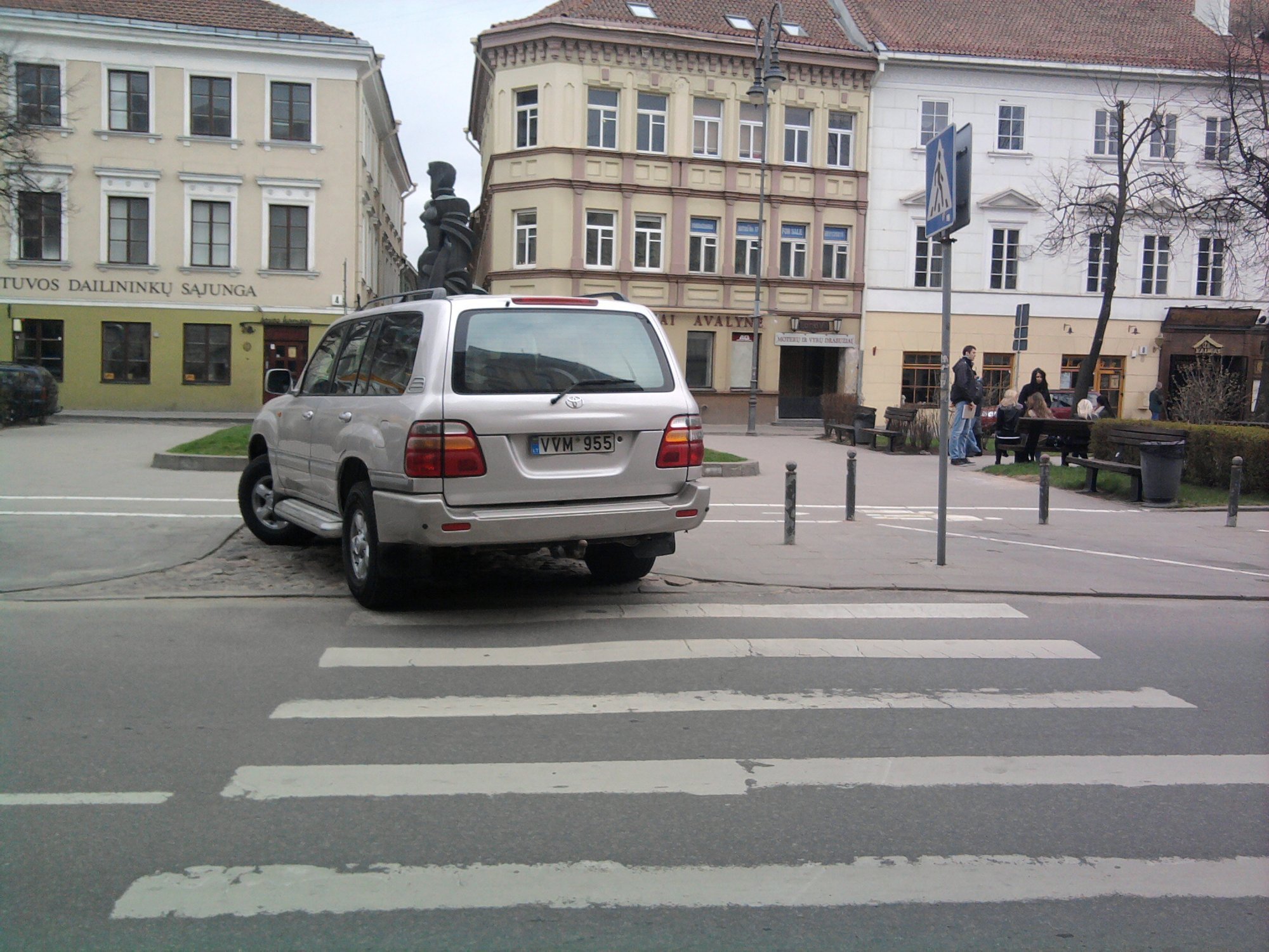  Baudos Kvitas 2012 04 20 nuotrauk Albumas Delfi Auto