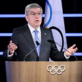 Президент МОК выступил против отстранения россиян от международного спорта
