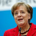 Merkel: daugelis pėdsakų Skripalio byloje rodo, kad už pasikėsinimą į jo gyvybę atsakinga Rusija