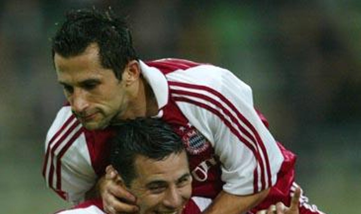 Hasan Salihamidžič ir Claudio Pizarro ("Bayern")