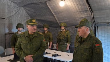 Lukašenkos provokacijos Lietuvos pasienyje: kuo gali baigtis šis pavojingas žaidimas