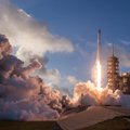 „SpaceX“ raketa į kosmosą sėkmingai pakėlė net tris lietuvių įmonės kurtus palydovus