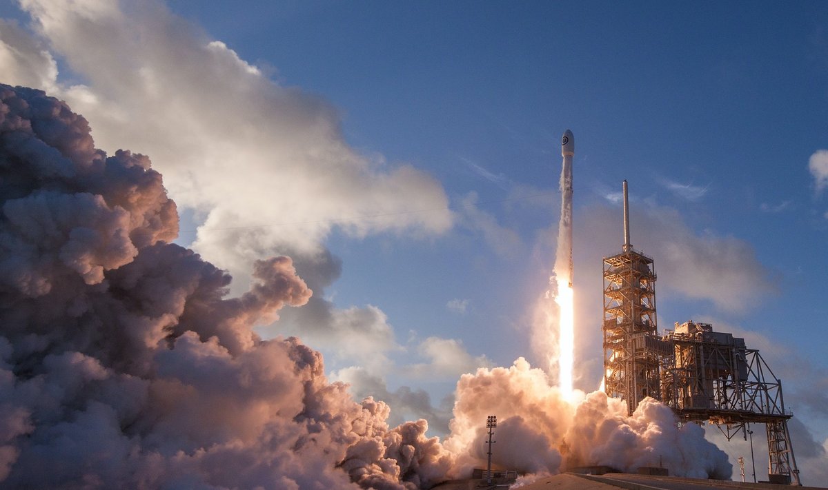SpaceX iškėlė NanoAvionics palydovus