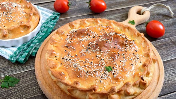 13 patiekalų su kopūstais: nuo lėtai virtų kiaulienos šonkauliukų iki ukrainietiško pyrago – bus neapsakomai gardu