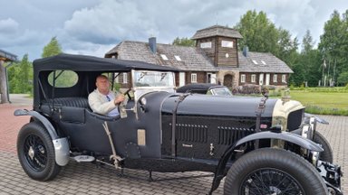 Senovinių automobilių parodoje Biržuose – gyva Le Mano legenda
