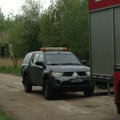 На дороге Вильнюс-Пабраде перевернулся военный внедорожник, один человек пострадал