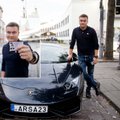 Vairuotojo pažymėjimą praradęs kriptomilijonierius Paulius Aršauskas ir vėl sėdo prie „Lamborghini“ vairo