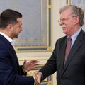 Boltonas Kijeve su Zelenskiu aptarė padėtį Rytų Ukrainoje