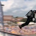 Bornmuto aviacijos šventėje – skraidančio kostiumo piloto nesėkmė