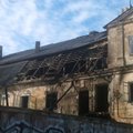Naktį Vilniaus centre užsiliepsnojo apleistas vienuolynas