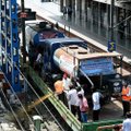 Indijoje nuo bėgių nulėkus traukiniui žuvo mažiausiai 10 žmonių