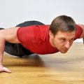 11 minučių mankšta vyrams, kuri sujudins kiekvieną raumenį kūne, lavins jėgą, lankstumą bei koordinaciją