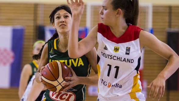 Dar viena talentinga Lietuvos krepšininkė kraustosi į užsienį
