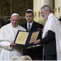 Pope's prayer at Vilnius Ghetto important for Holocaust survivors, savers – community chair
