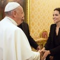 Aktorė A. Jolie susitiko su popiežiumi Pranciškumi