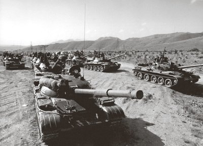 Sovietų tankai pakeliui į Afganistaną