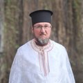 "У меня к Богу было очень много вопросов". Священник-диссидент из Беларуси — о нравственном выборе, прихожанах-доносчиках, эмиграции, церковном расколе и своем месте силы в Литве