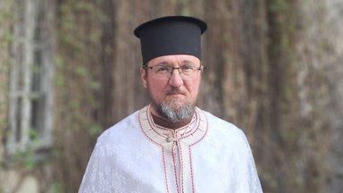 "У меня к Богу было очень много вопросов". Священник-диссидент из Беларуси — о нравственном выборе, прихожанах-доносчиках, эмиграции, церковном расколе и своем месте силы в Литве