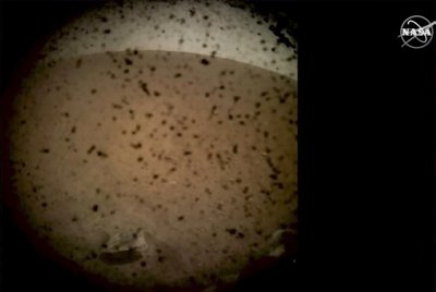 Pirmas zondo Insight vaizdas iš Marso