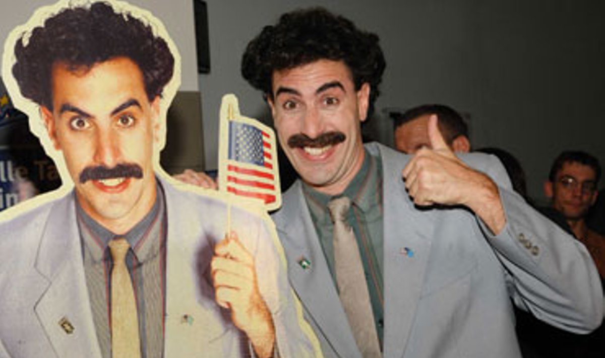 Britų aktorius Sacha Baronas Cohenas, dar žinomas Borato vardu, Kelno mieste (Vokietija) reklamuoja savo naująjį filmą "Boratas: Kultūrinė patirtis Amerikoje šlovingosios Kazachstano tautos naudai".
