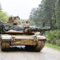 Vokietiją pasiekė Ukrainos pajėgoms mokyti skirti JAV tankai „Abrams“