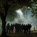 Kosove naktį kilo susirėmimų tarp opozicijos šalininkų ir policijos