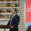 Prie Lietuvos stendo Maskvoje stabtelėjęs D. Medvedevas: sėkmės jums