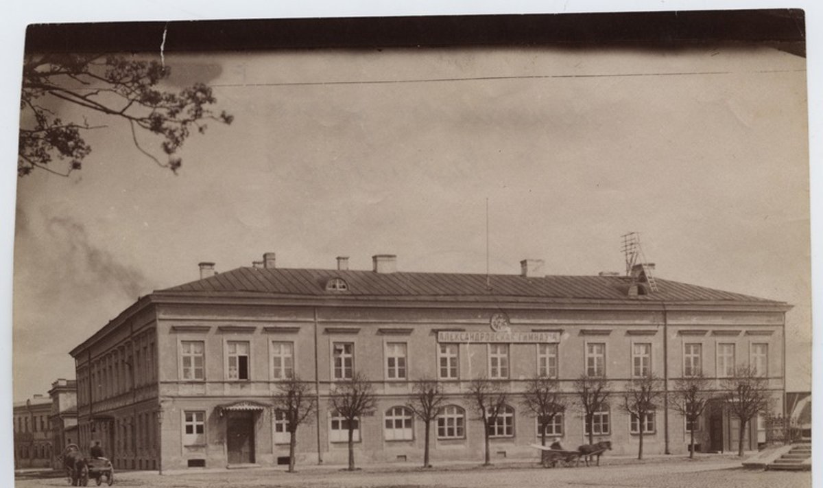 Aleksandro gimnazija XX a. pradžioje. Talino miesto muziejaus kolekcija, TLM, f. 366.
