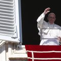 Popiežius Šv. Petro aikštėje pasveikino 5 tūkst. migrantų